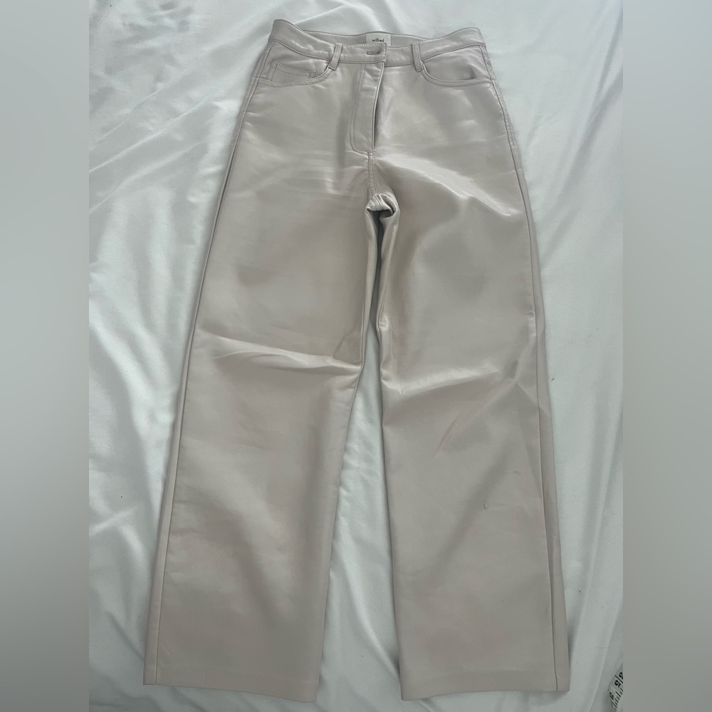Wilfred Women’s Cropped Cream Pants Faux Leather